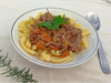 PASTA CASERECCE CON RAGÚ GENOVESE