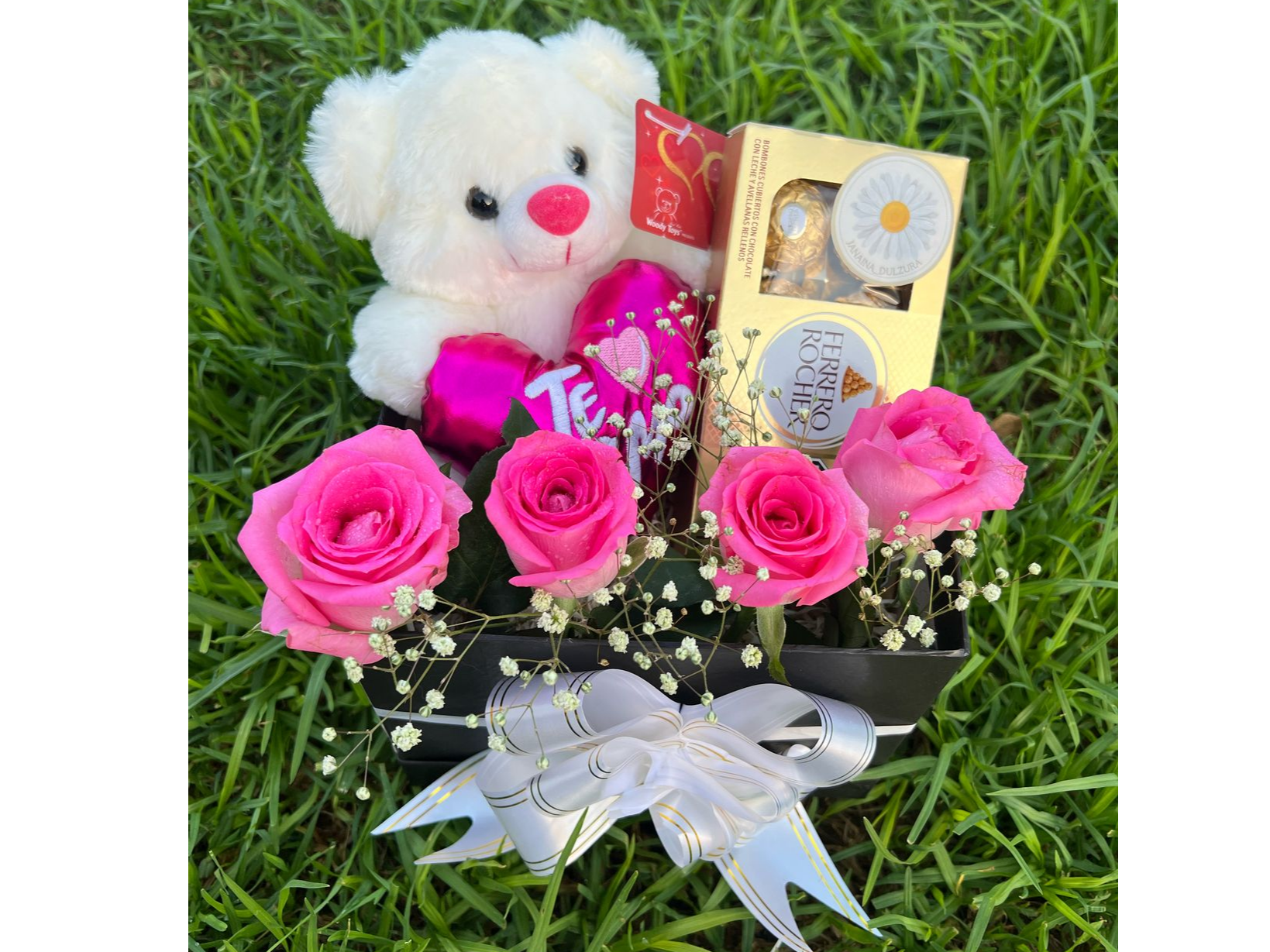 Box Olivia rosas 🌹