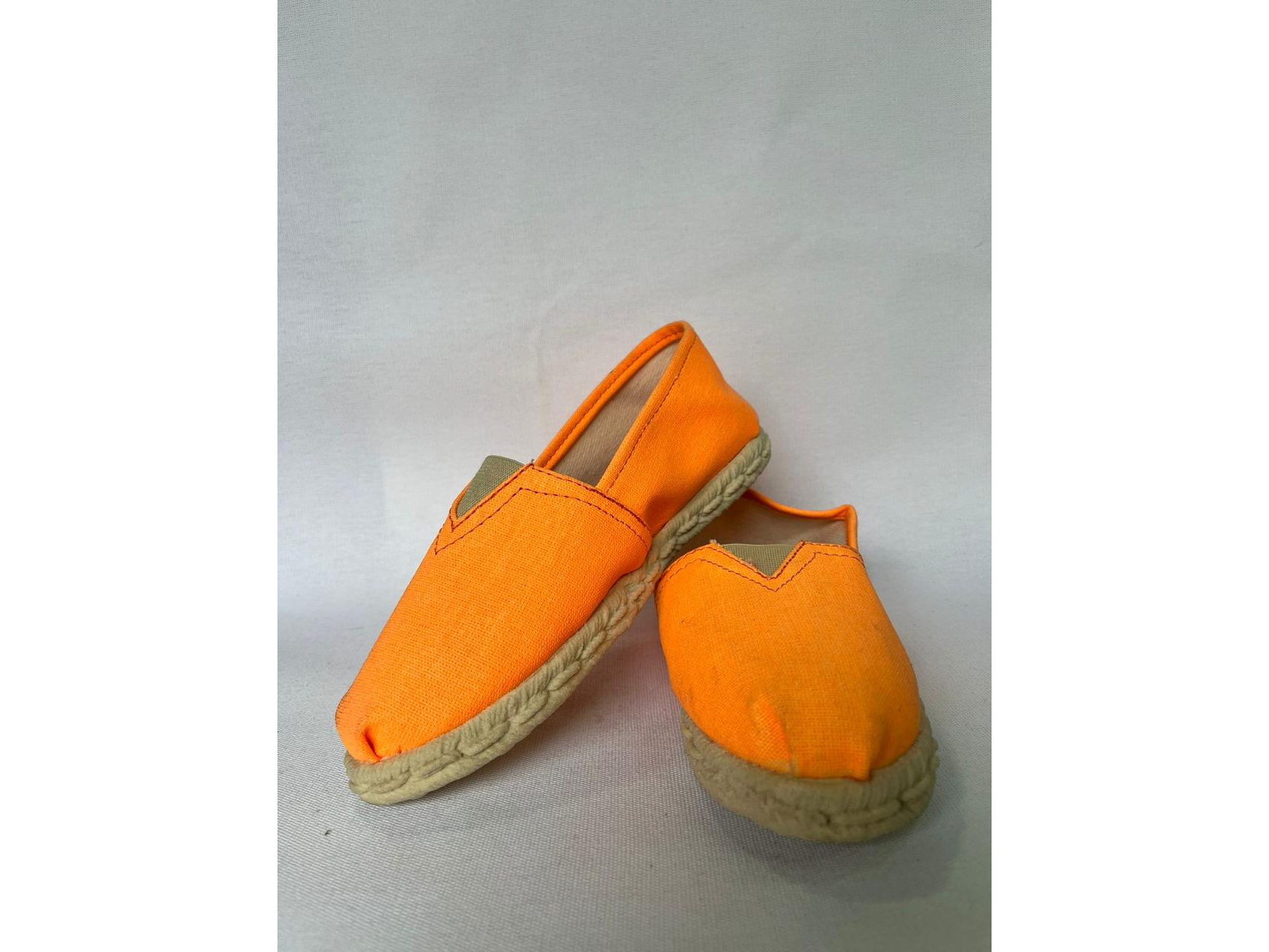 Alpargata  naranja flour