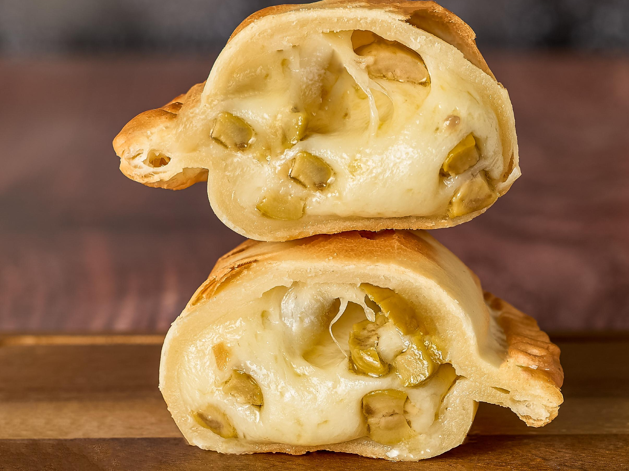 MUZZARELLA Y ACEITUNAS