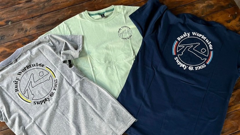 REMERAS/MUSCULOSAS HOMBRES