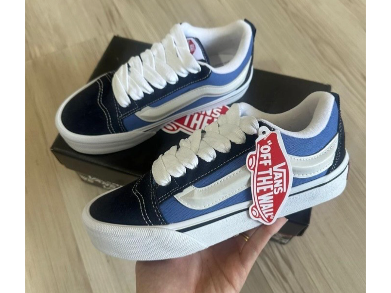 VANS MARINO