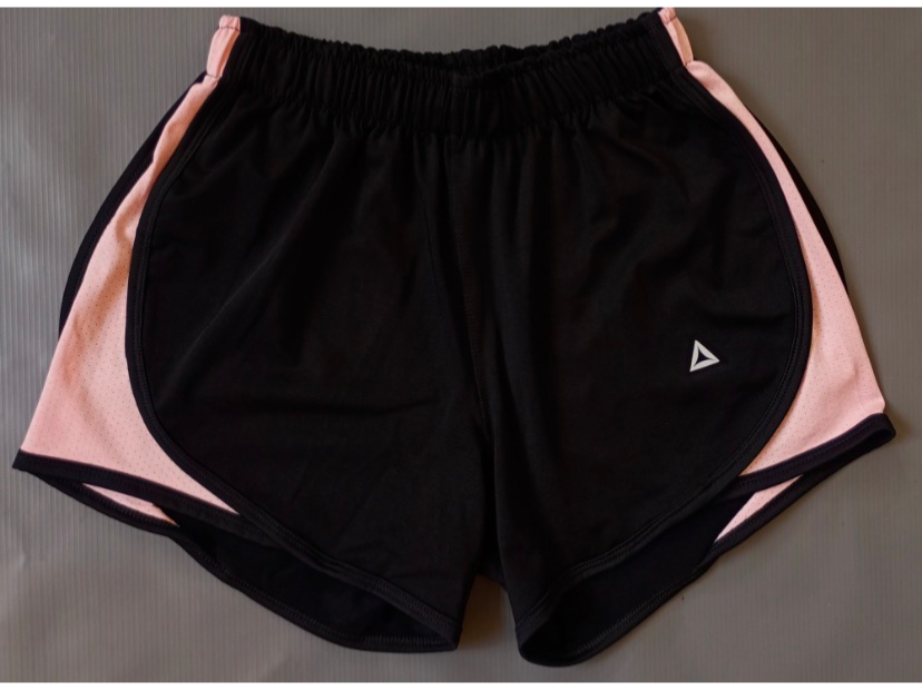 SHORT NEGRO COMBINADO ROSA