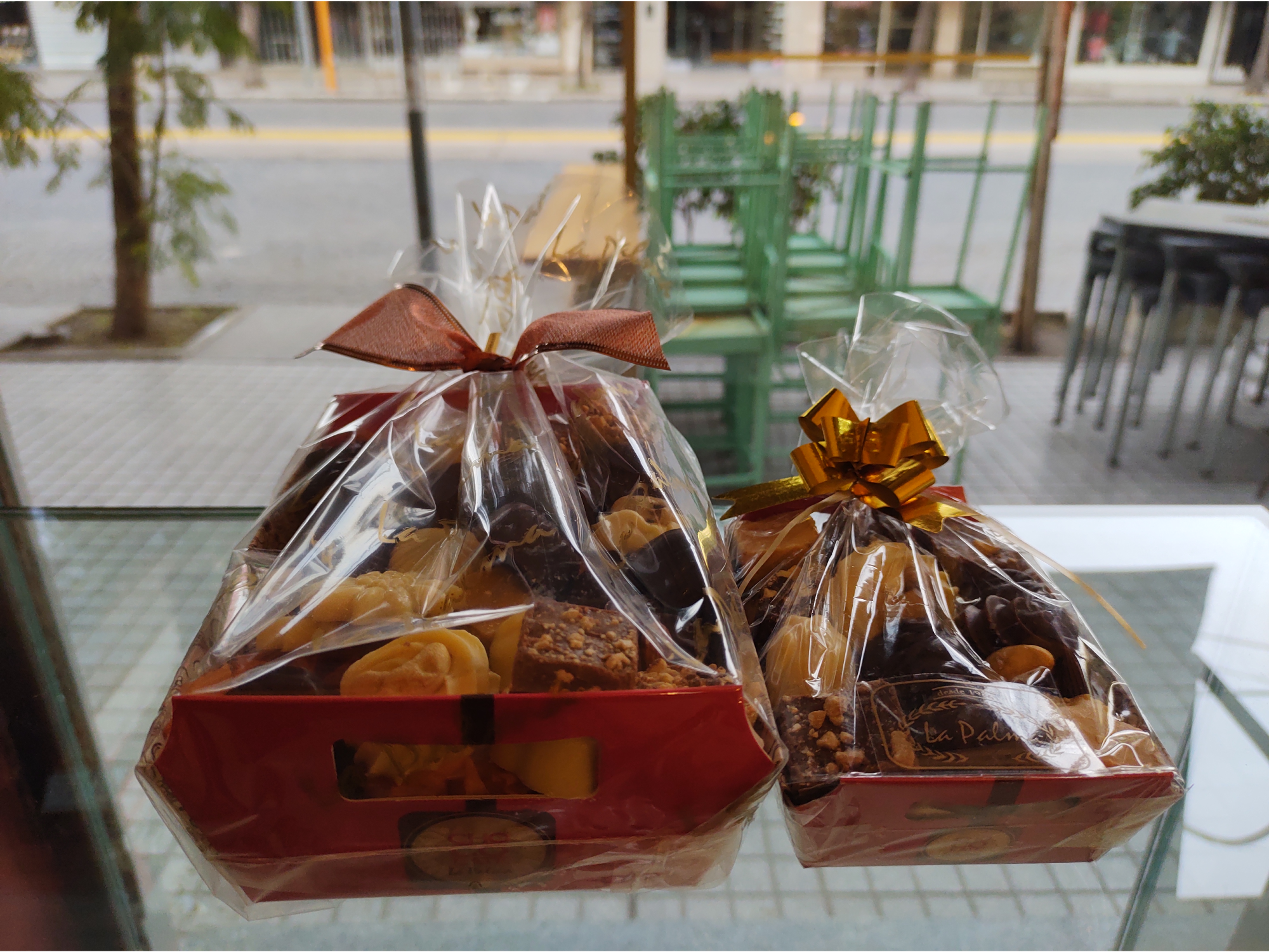 Cesta con Bombones Surtidos