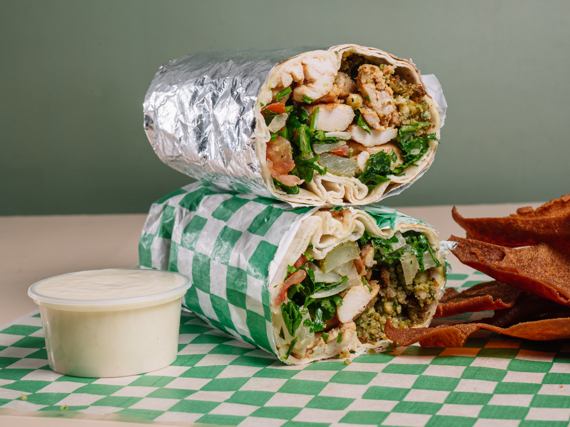 SHAWARMA MIXTO POLLO Y FALAFEL de El jeque shawarma