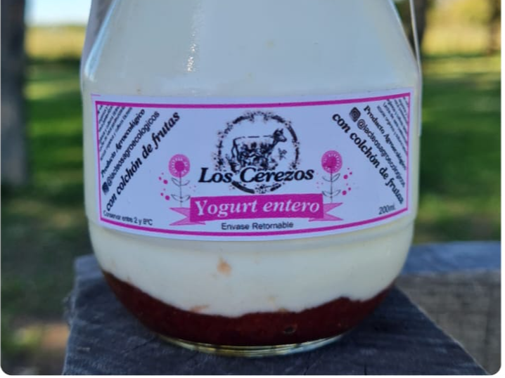 Yogurt Natural Entero c/ Mermelada 200cc