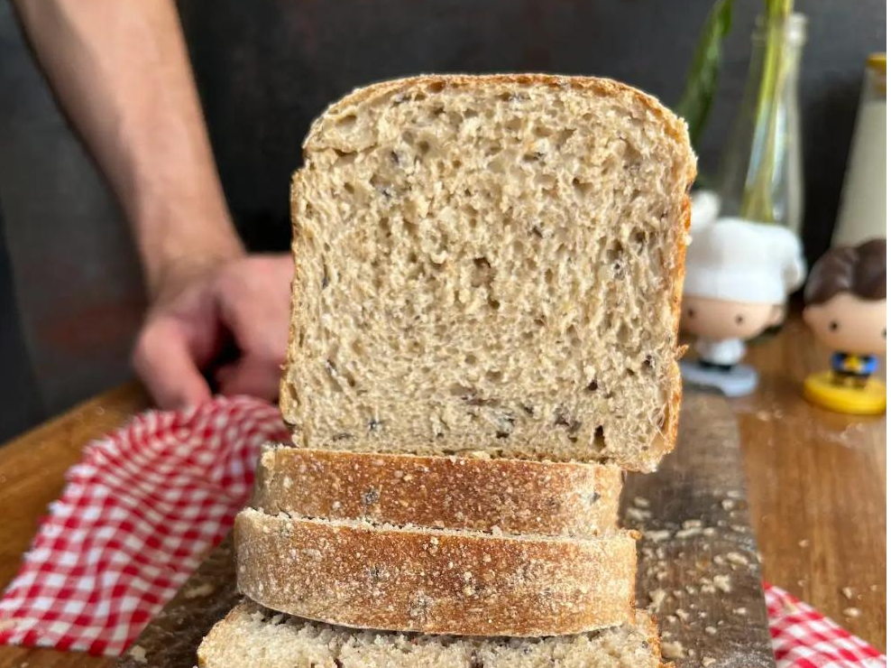 Pan Multicereal Semi Integral 700g aprox