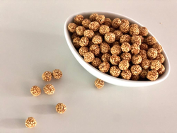 Garbanzos tostados con semillas de sésamo