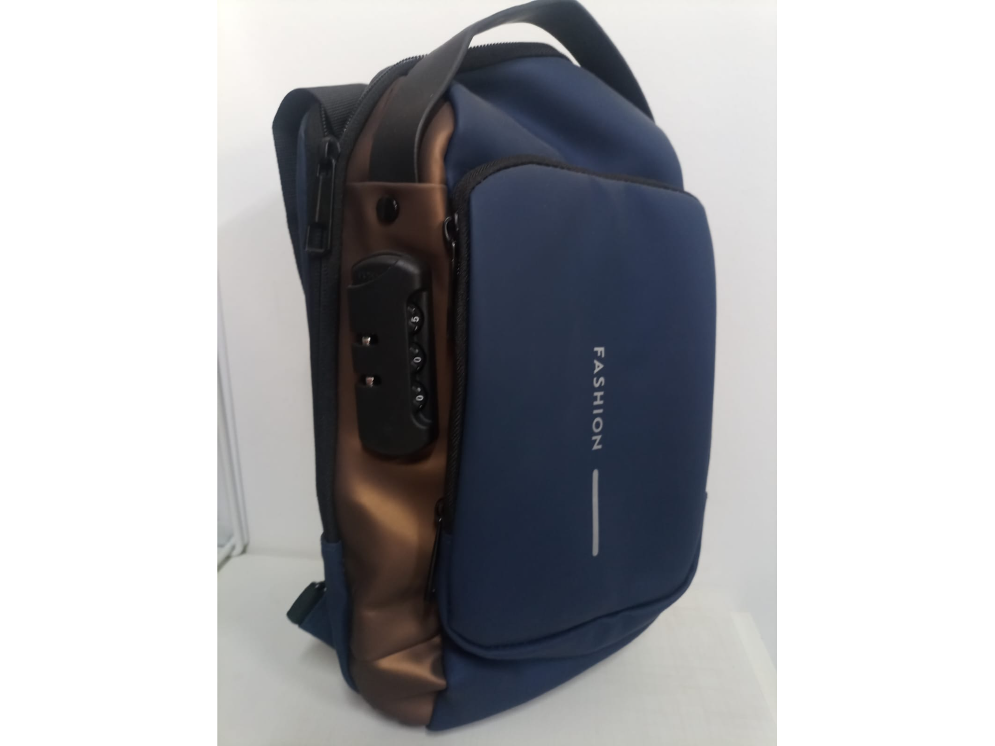 BOLSO DE MANO UNISEX