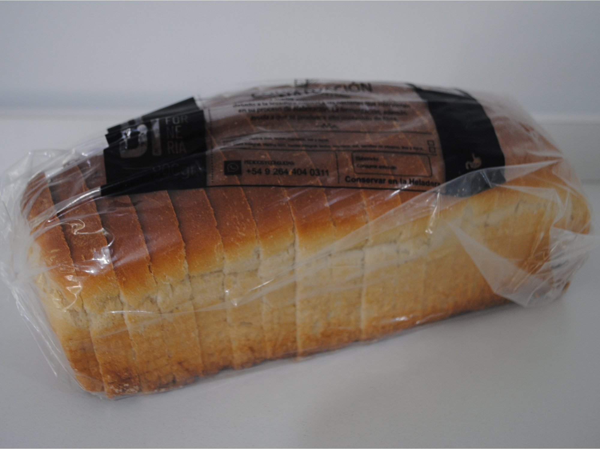 PAN DE MOLDE FETEADO BLANCO (POR PEDIDO)