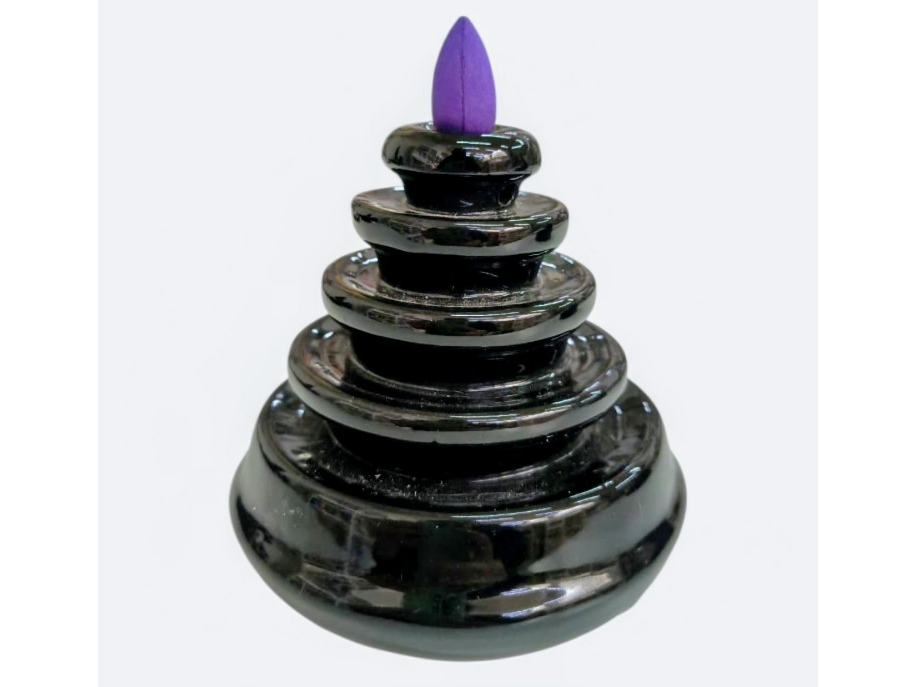 Cascada pirámide redonda