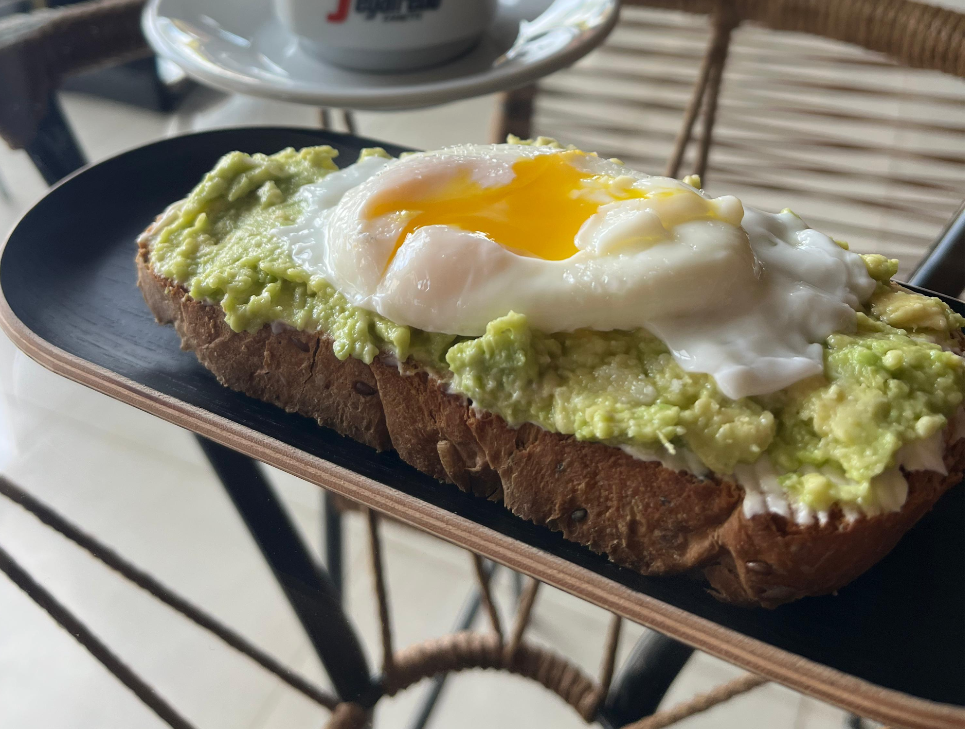 AVOCADO POCHÉ