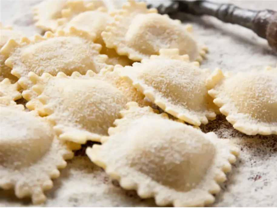 RAVIOLON DE VERDURA Y RICOTA