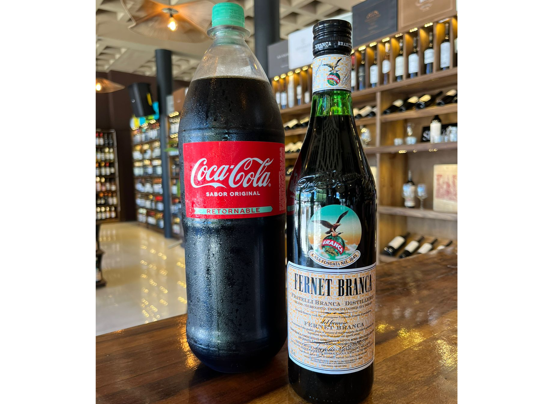 FERNET BRANCA 750CC + 1 COCAS 2L RETORNABLE