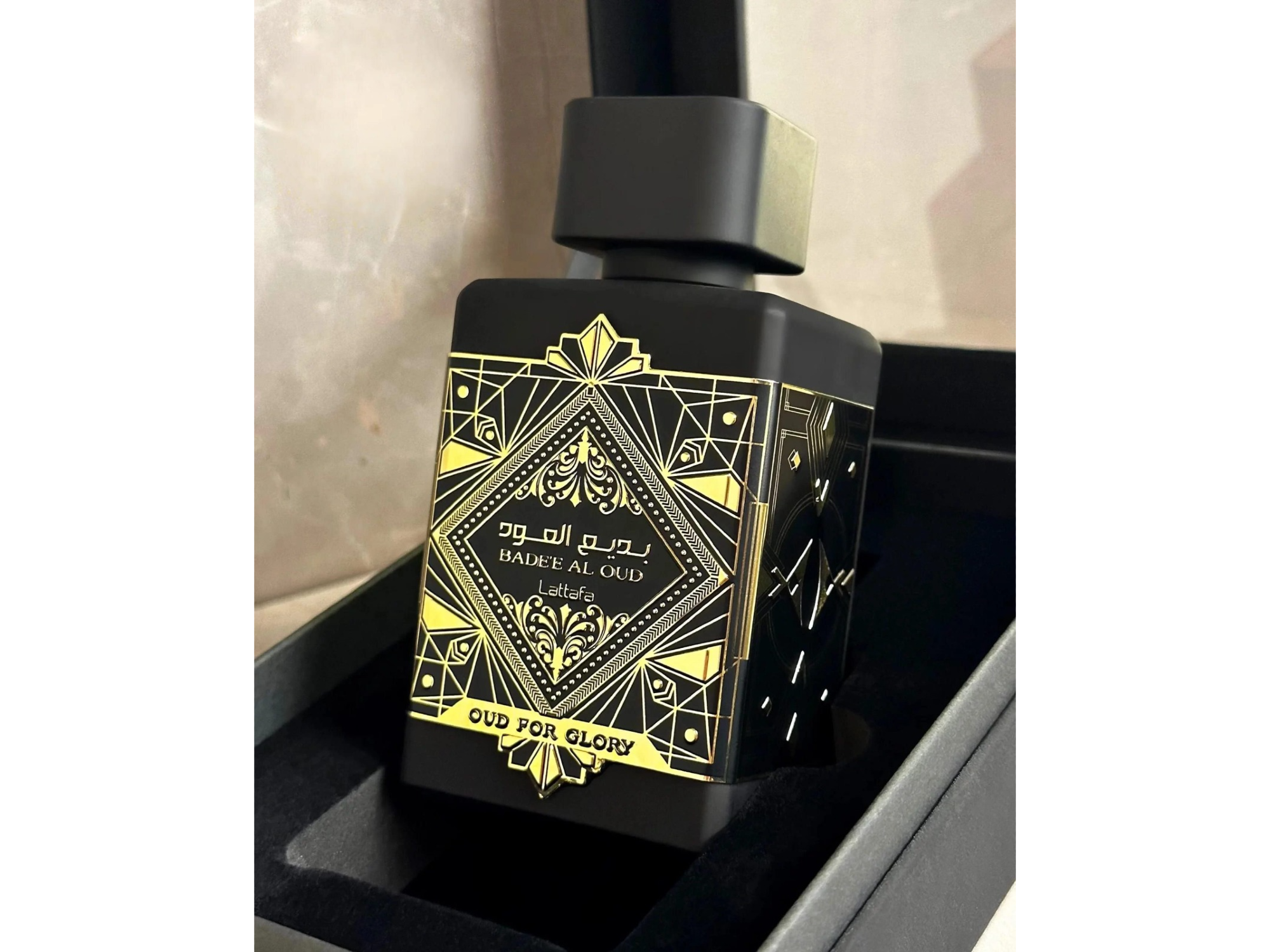 Bade'e Al Oud Oud for Glory Lattafa