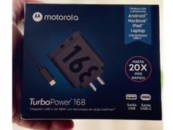 Cargador Motorola 168 W incluye cable