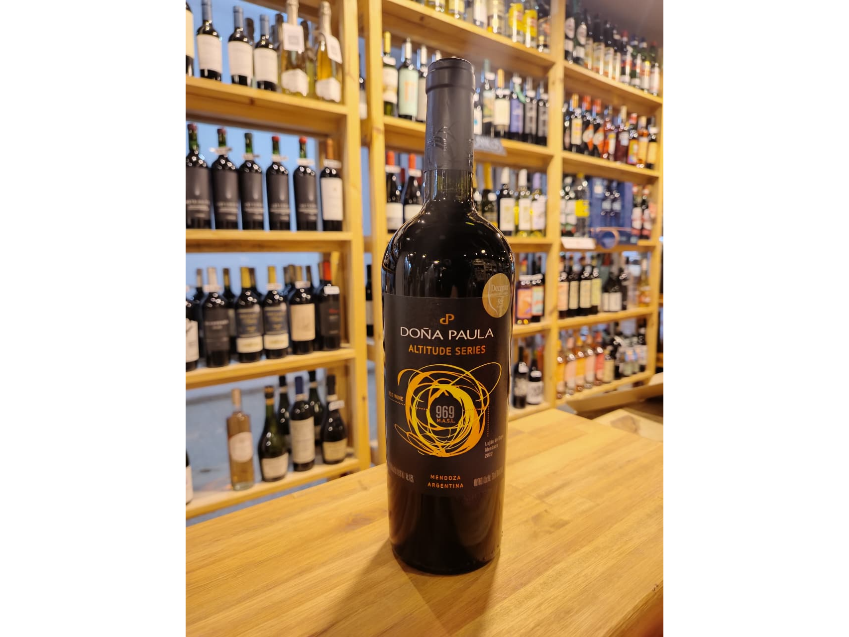 vino Doña Paula  969  Red Blend. Lujan de Cuyo X 750 ml.