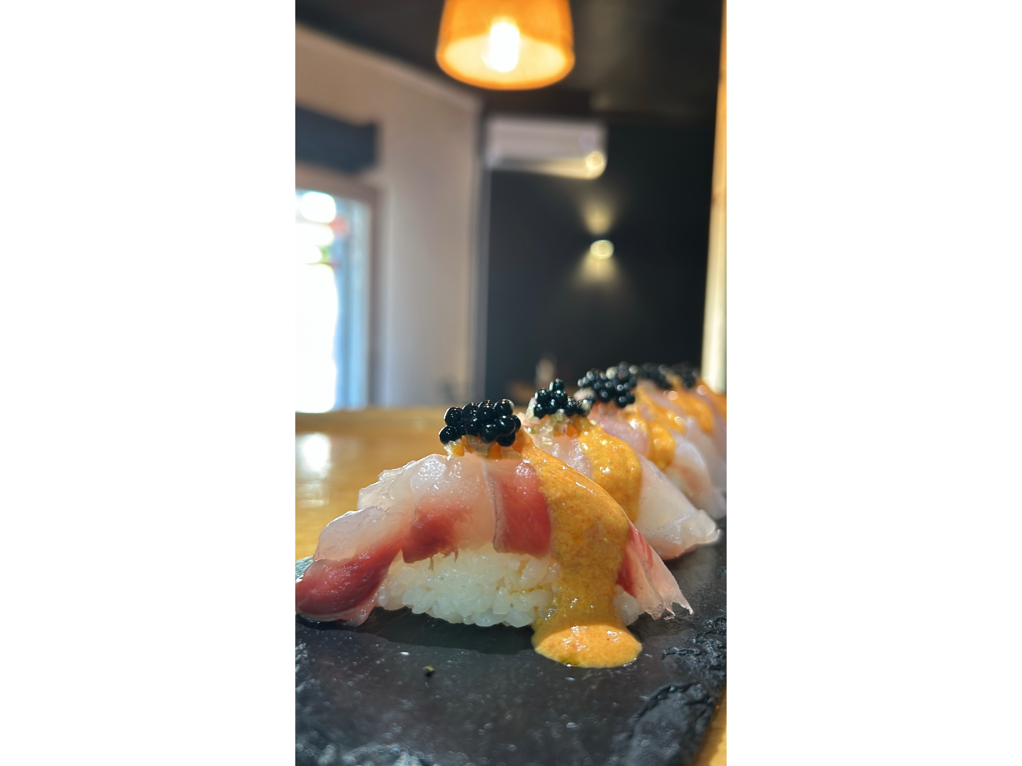 Nigiri de pescado blanco 3und