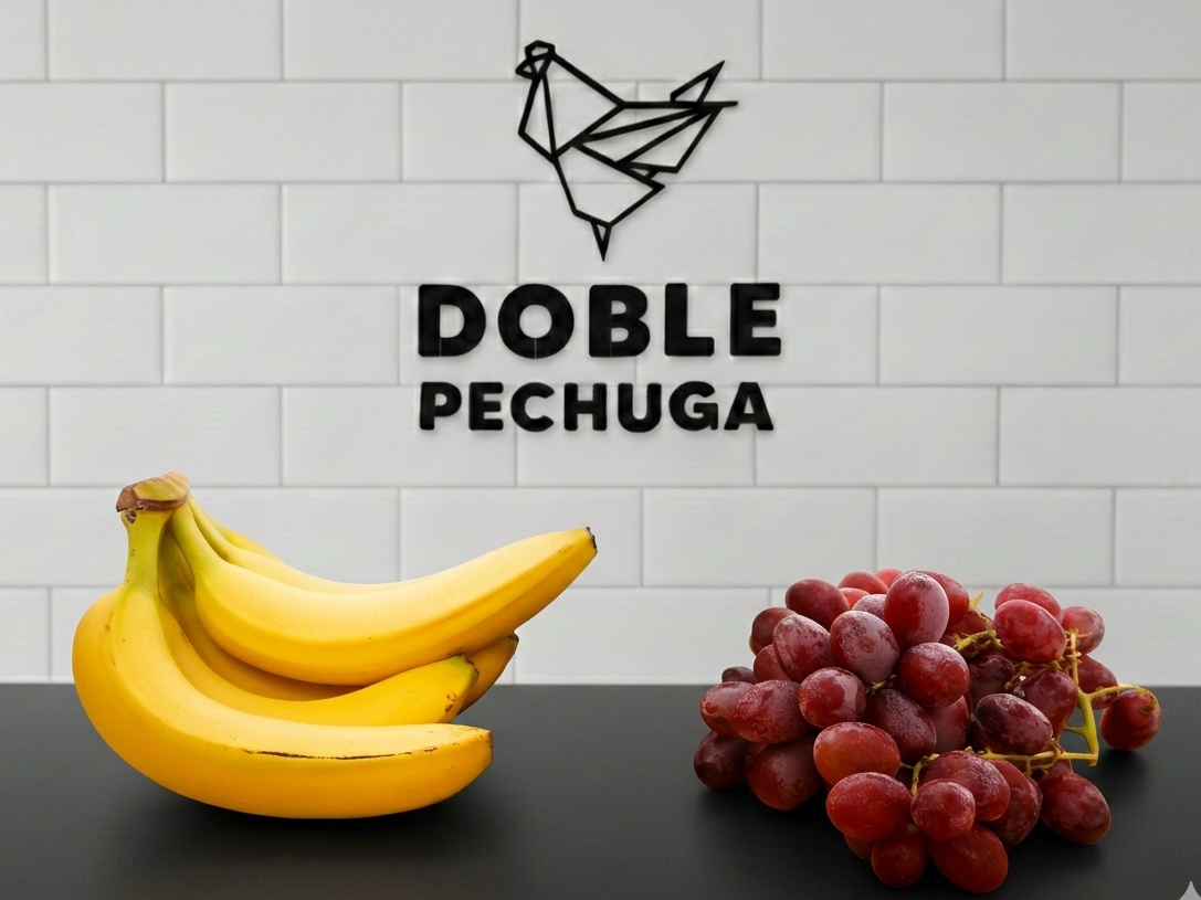 1 Kg Banana+ 1 Kg Uva