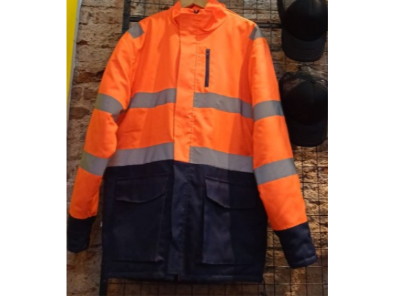 CAMPERA DE ABRIGO BASICA COMBINADA