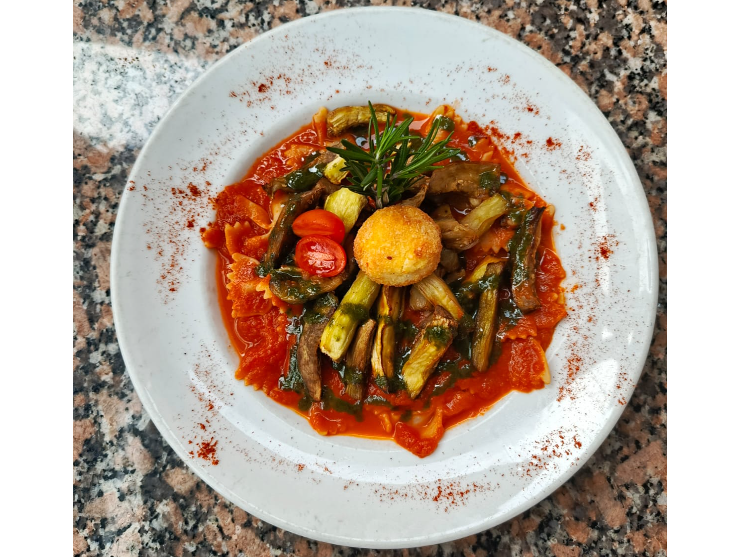 🍝Farfalle  alla Norma