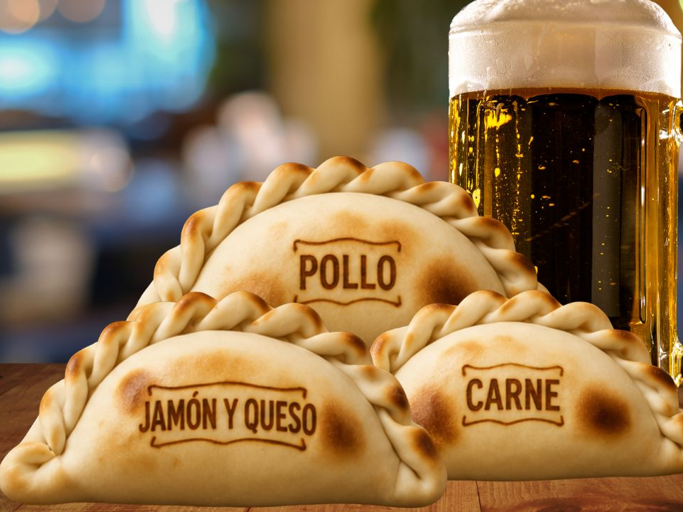 3 EMPANADAS + 1 LATA BRAHMA
