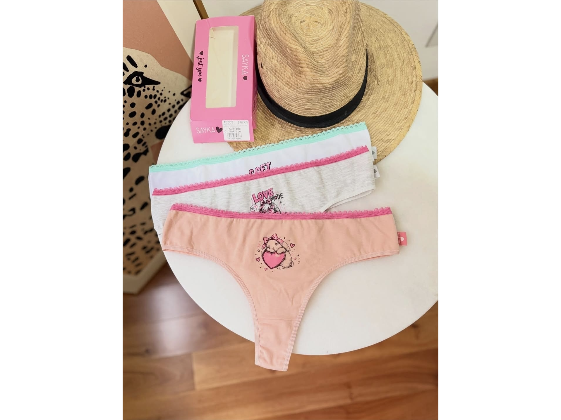SAYKA 30300  LESS