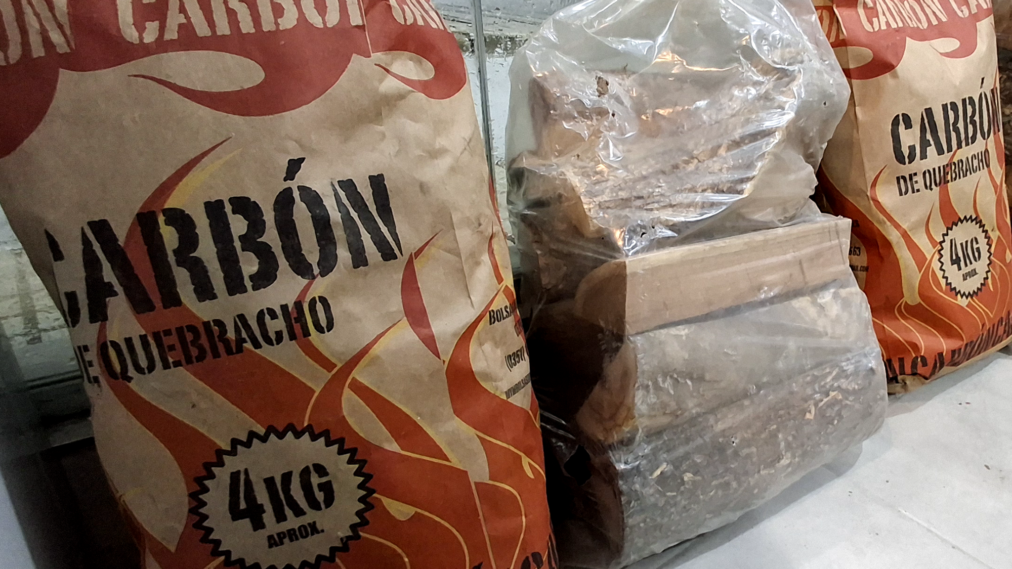 Agua, Hielo, Carbón y Leña.