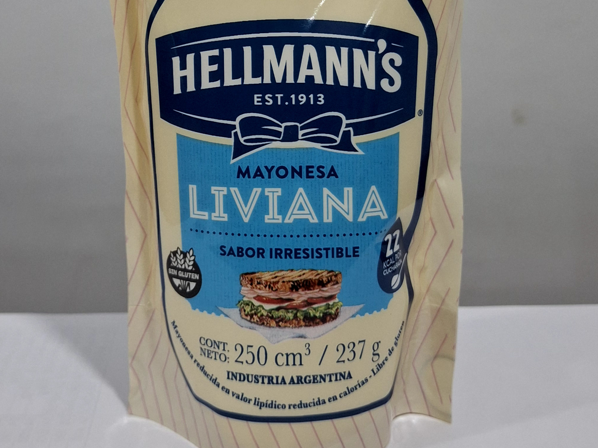 Mayonesa Hellamnns Liviana 237g