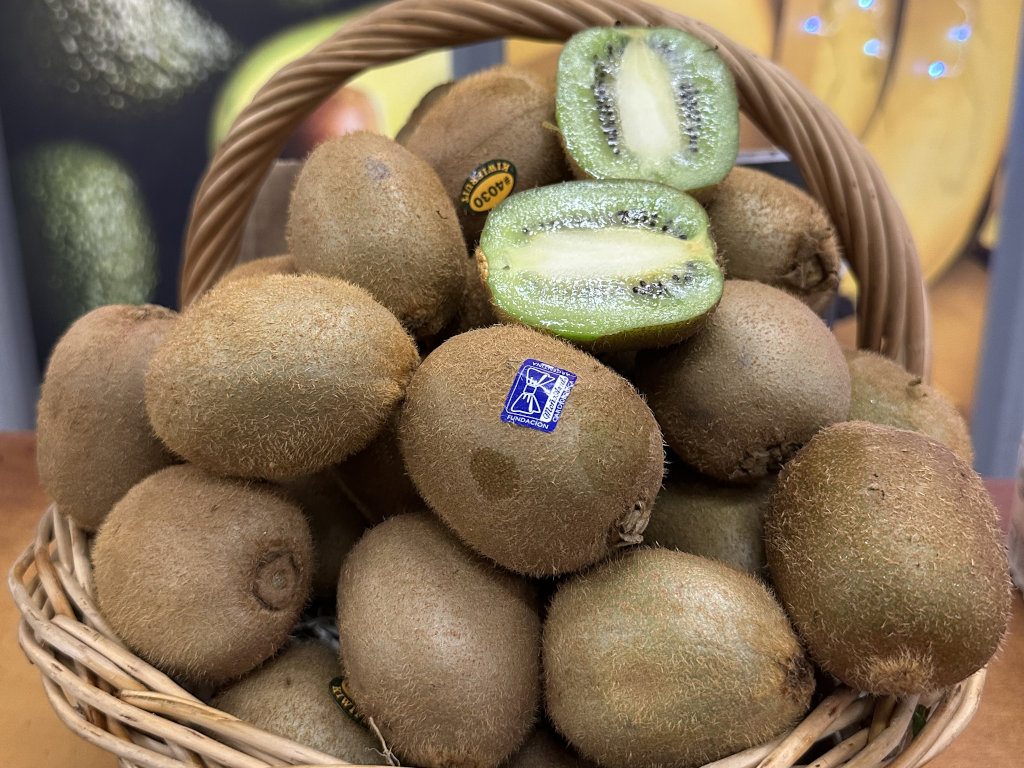 Kiwi (250 KG)