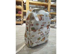 Mochilas capibara estampadas