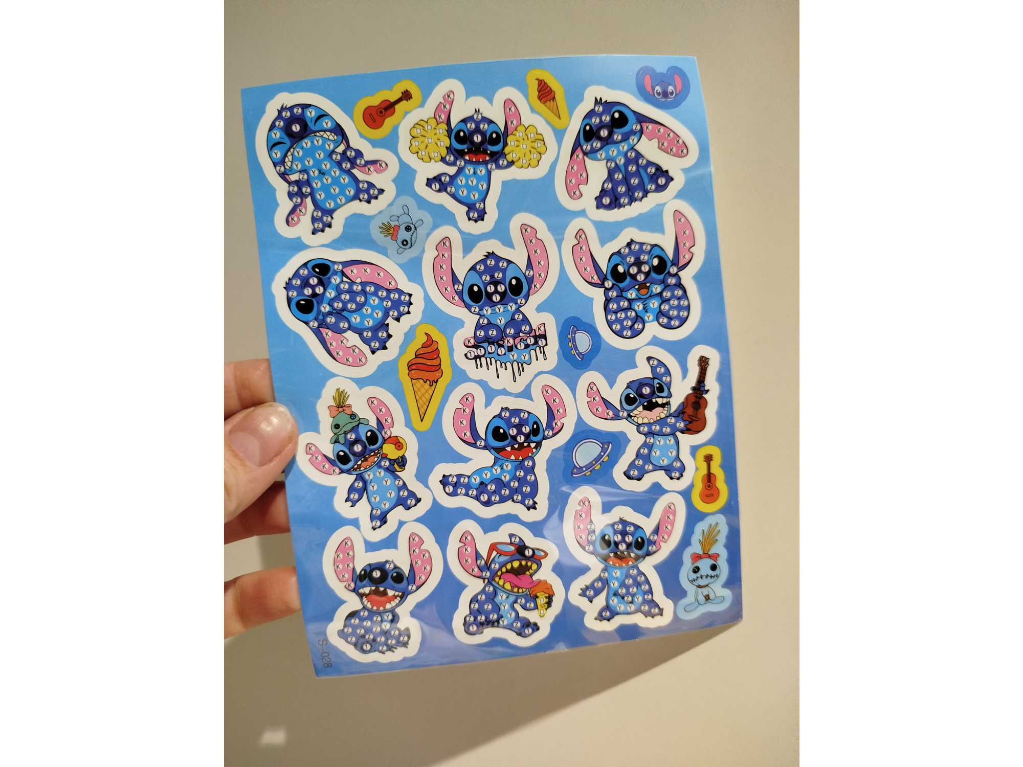 Diamond stickers Stitch