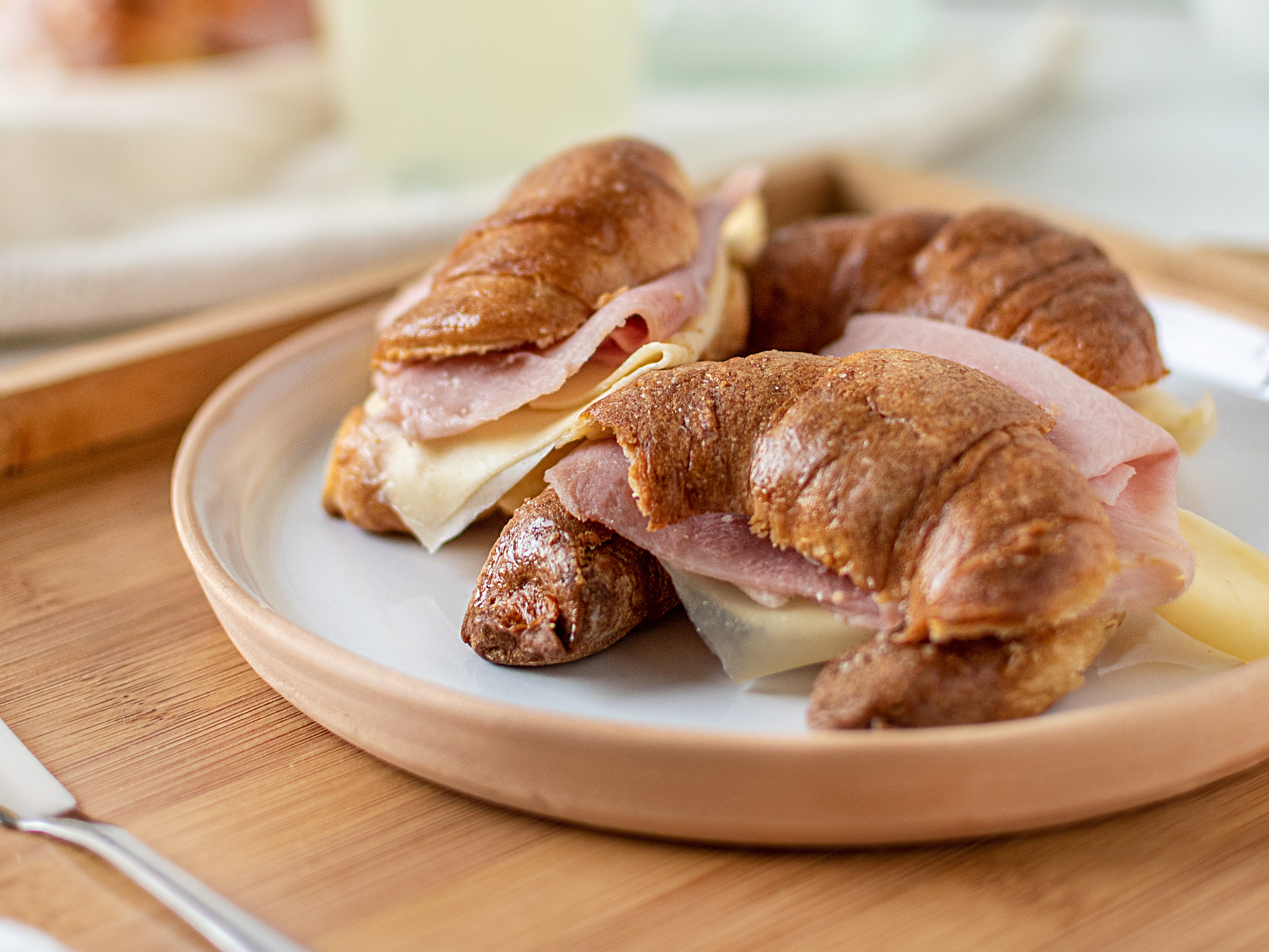 MEDIALUNAS DE MANTECA JAMÓN Y QUESO X3