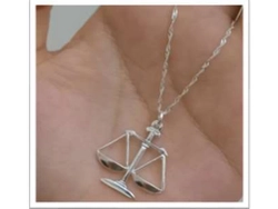 Dije balanza de la justicia (djpl30)