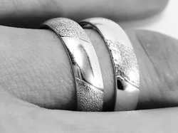 Alianzas satinadas (ap23)