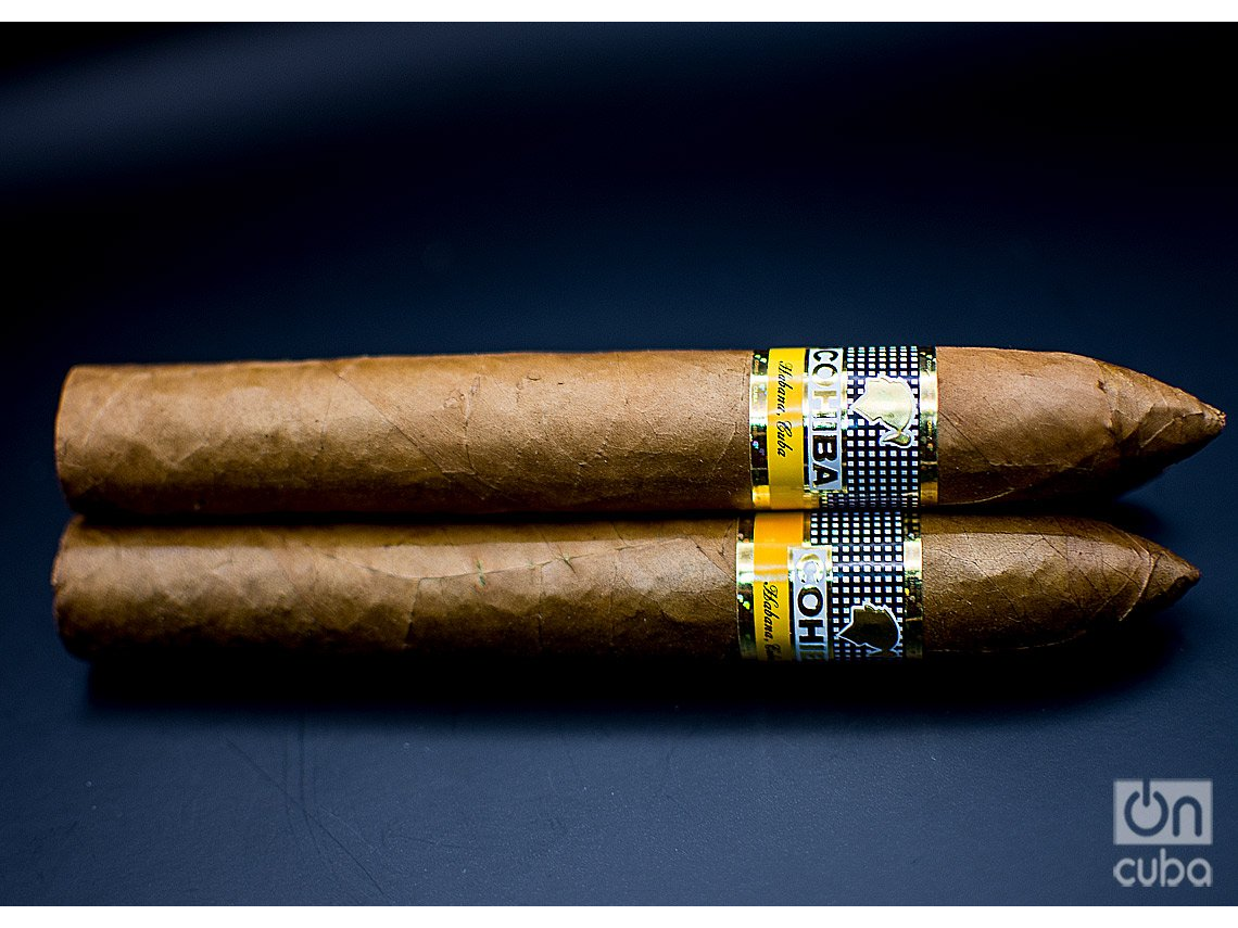 COHIBA ESPLENDIDO x 1