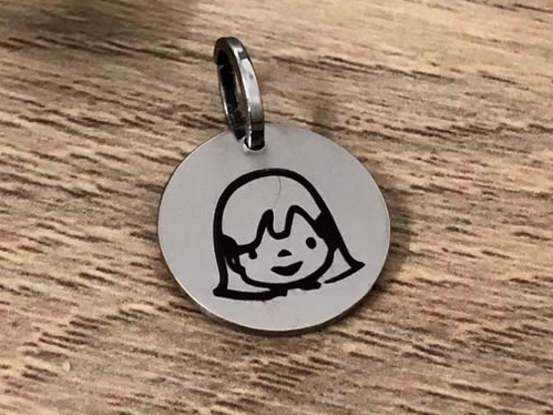 DIJE MEDALLA CON CARITA