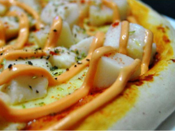 PIZZA DE PALMITOS CON SALSA GOLF