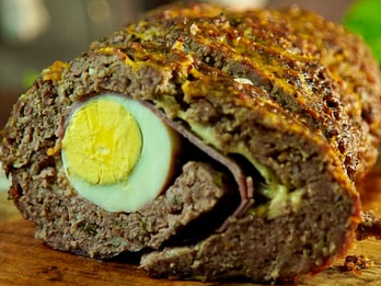 PAN DE CARNE RELLENO