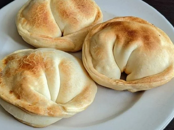 EMPANADAS DE JAMON Y QUESO