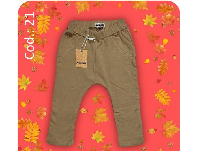 Jogger Bebé Liviano color beige