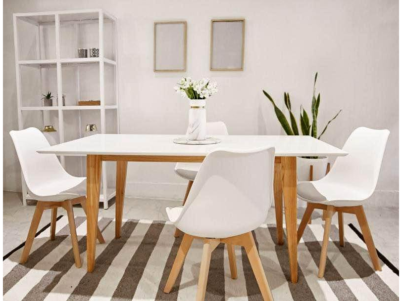 MESA 1.20 X 0.80 + 4 SILLAS TULIP