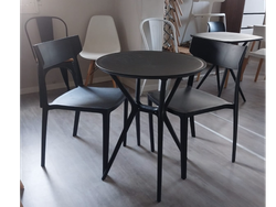 MESA POLIPROPILENO 0.60 Y 2 SILLAS RIO