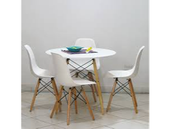 MESA EAMES 0.90 Y 4 SILLAS EAMES