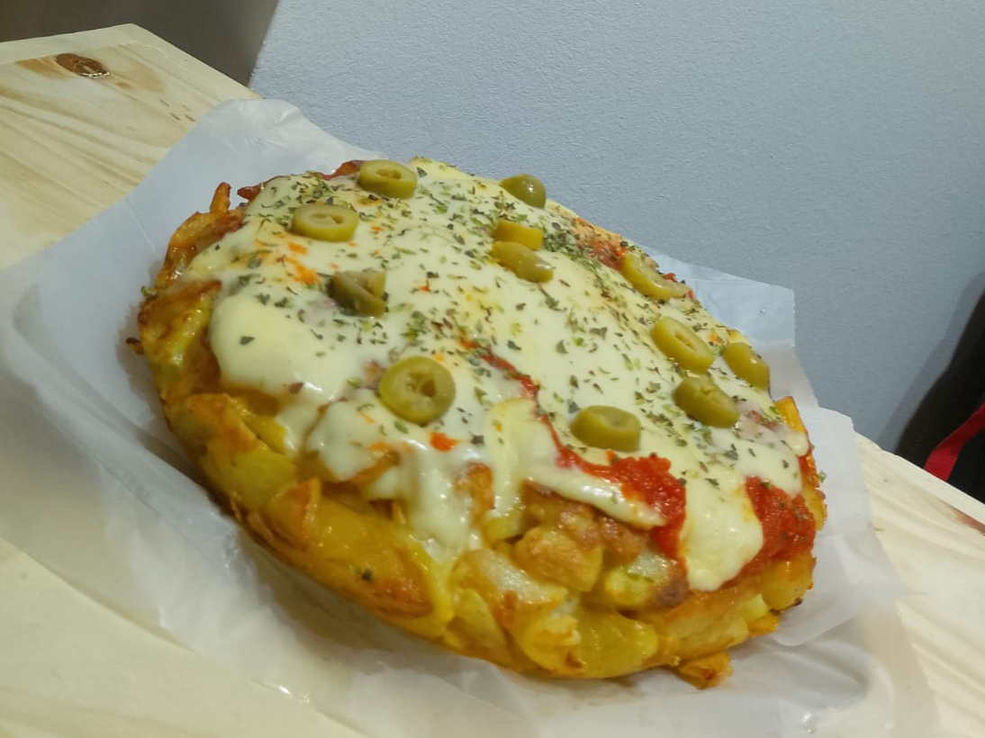 TORTILLA A LA PIZZA PARA COMPARTIR de ALTOQUE MATADEROS