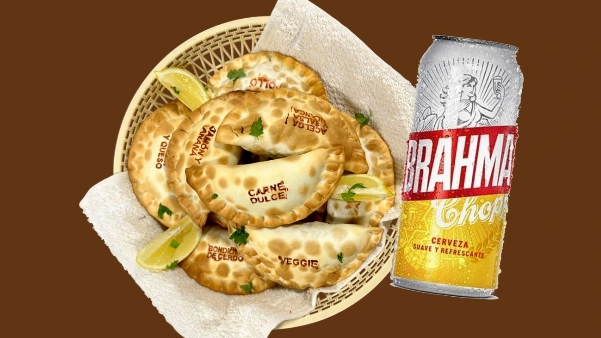 6 Empanadas + Lata de Cerveza  $13.500