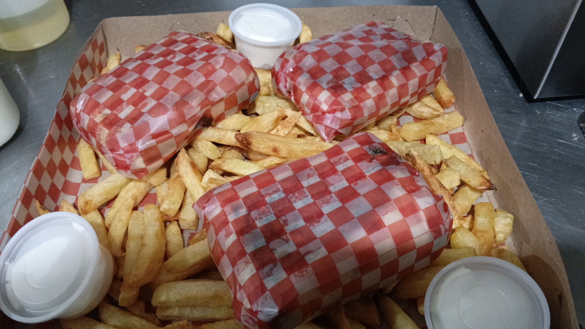 Burrito y papas fritas
