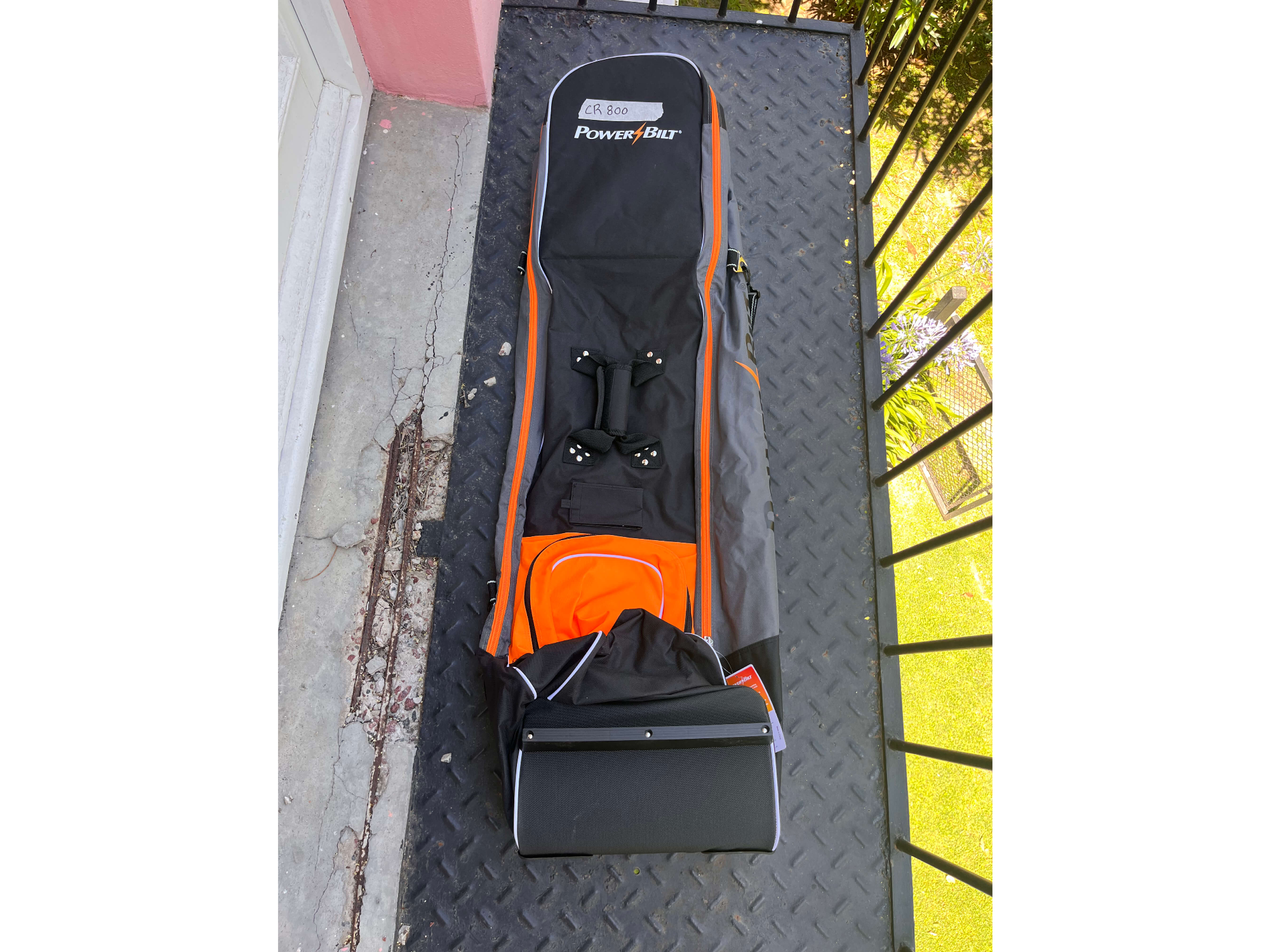 Bolso de Viaje para Palos de Golf PowerBilt TPS Deluxe con Ruedas