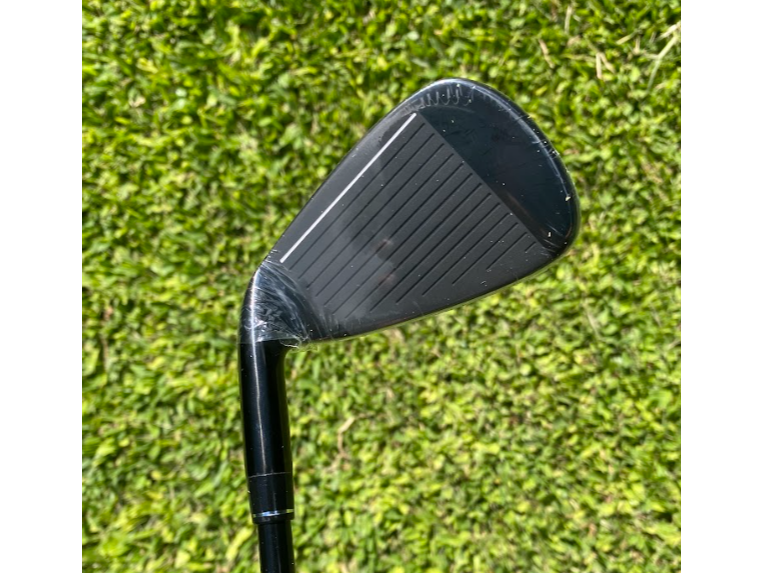 Hierro de Golf Nº8 PGM NSR3 – Shaft Grafito Ultraliviano – Mano Derecha