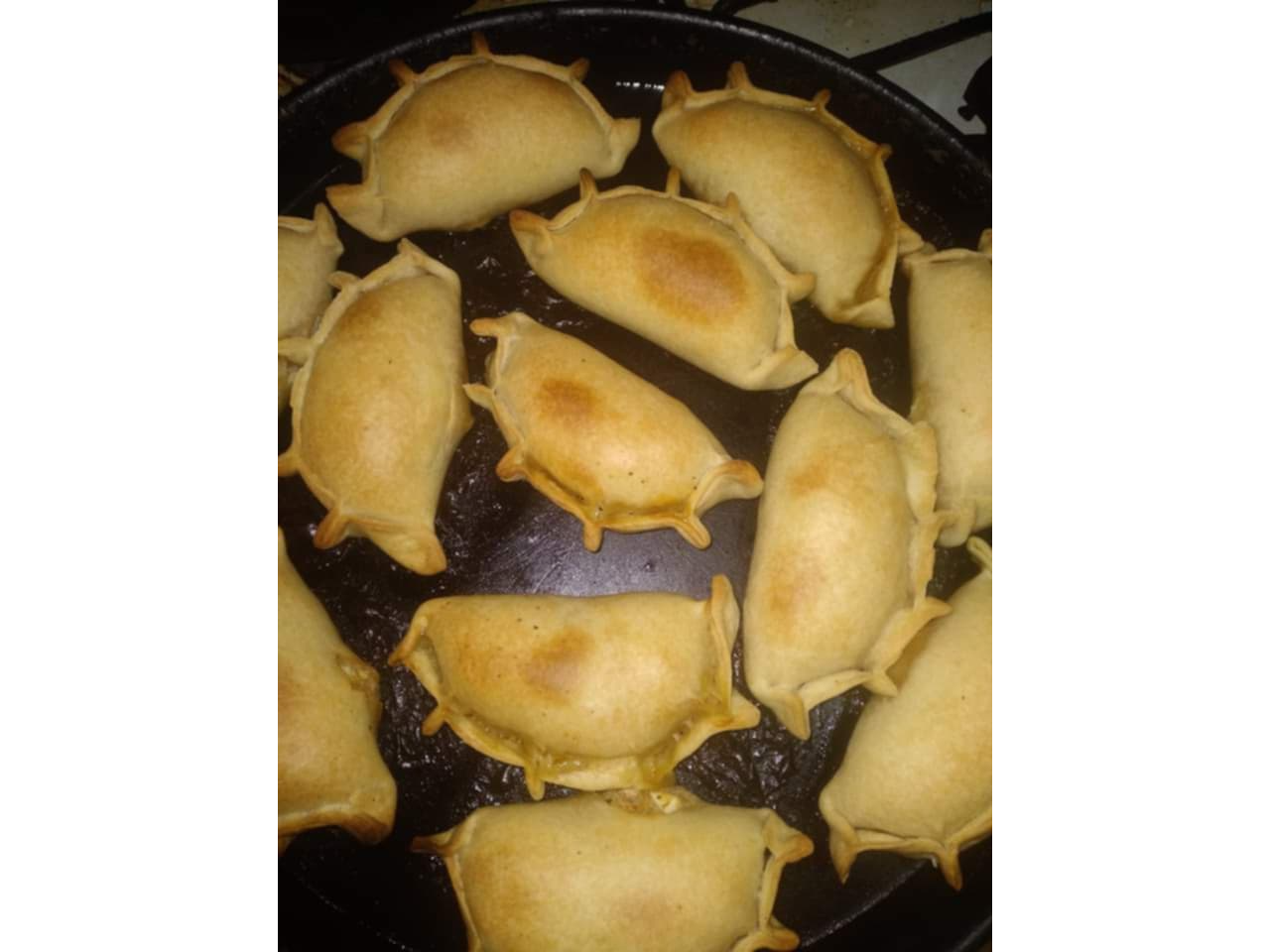 EMPANADAS DE POLLO x 12u HORNEADAS